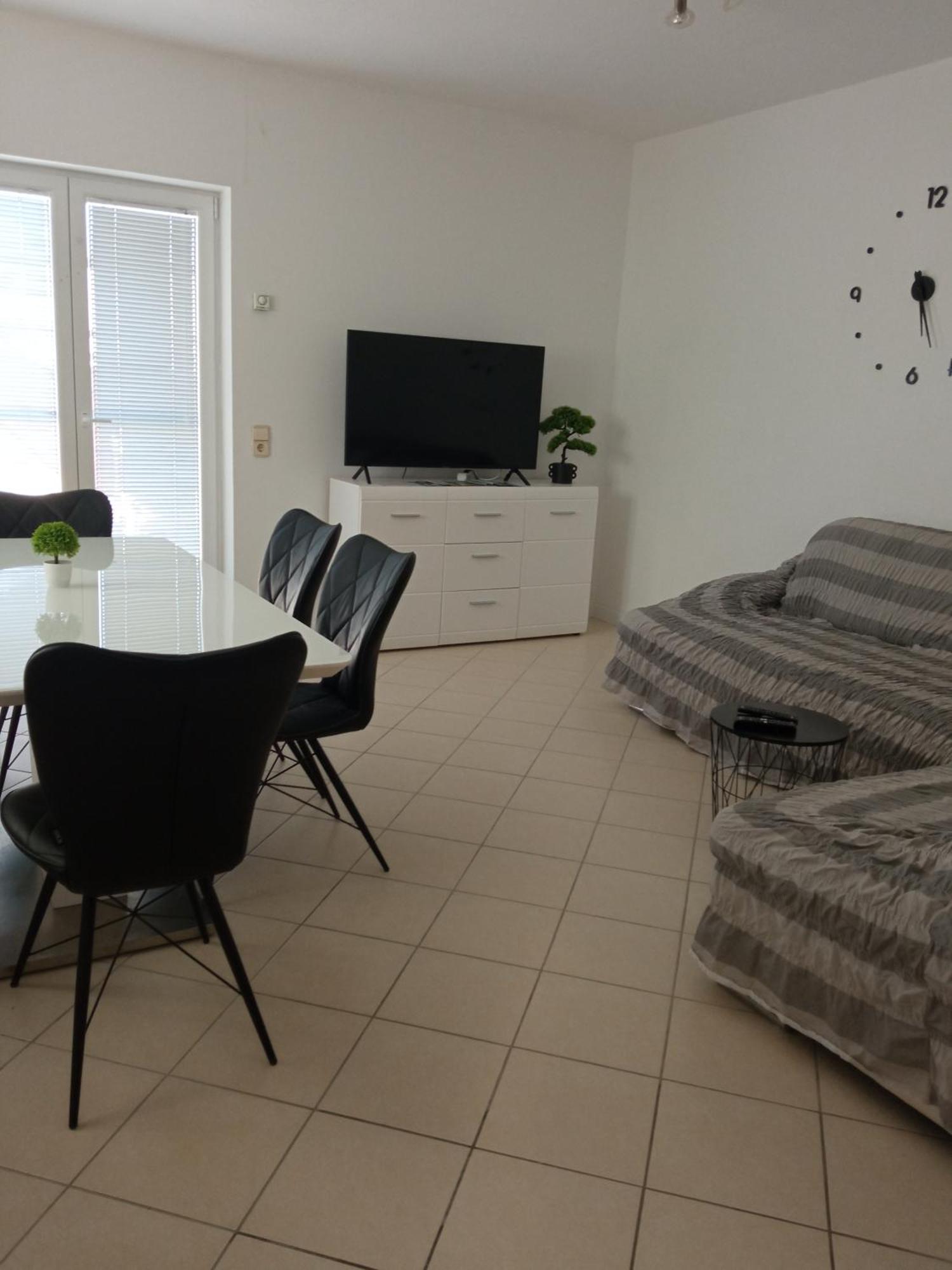 Apartman Carpe Diem Sutomiscica Exterior foto